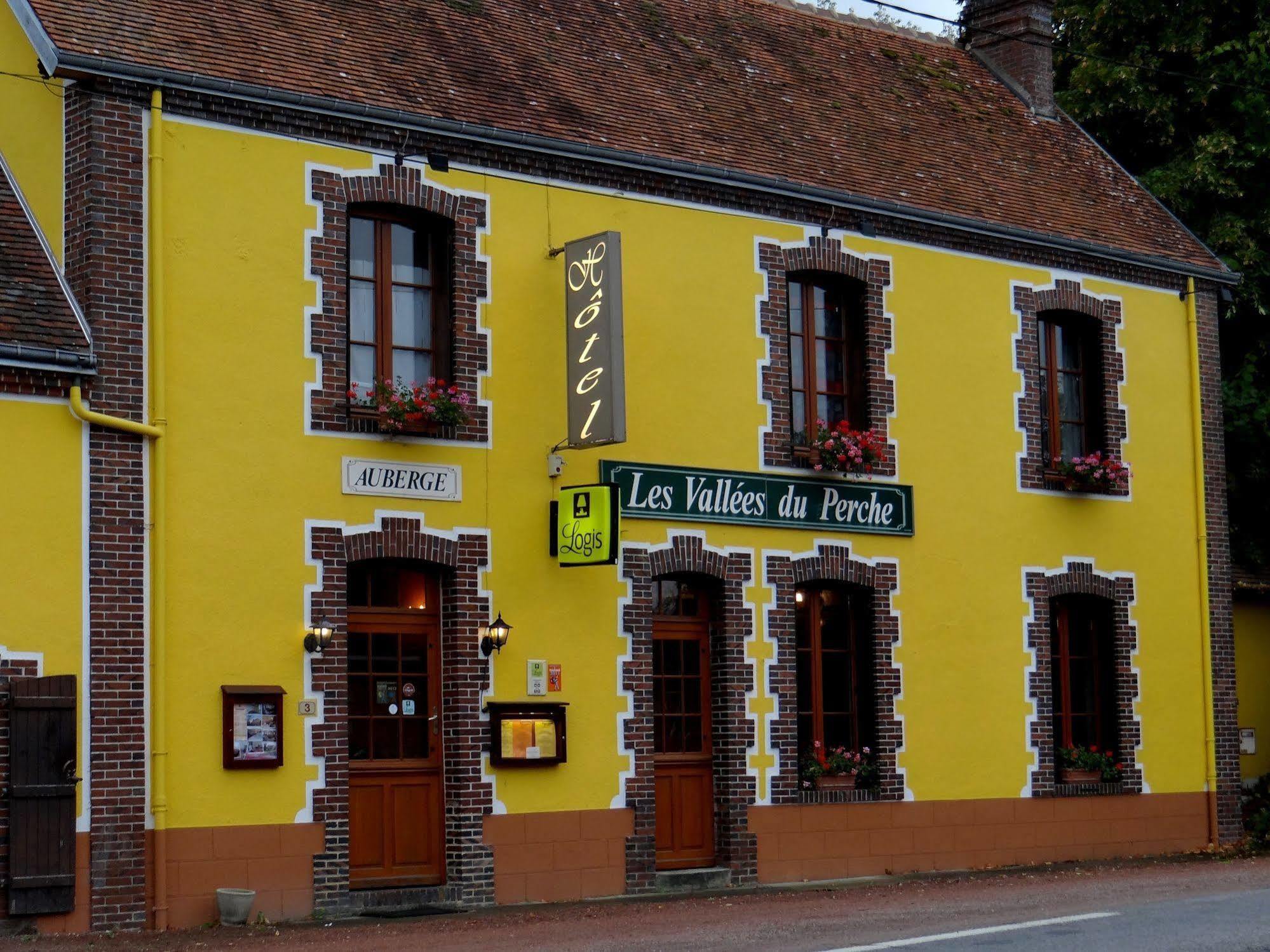 Logis-Hotel Restaurant Auberge Les Vallees Du Perche Vicheres ภายนอก รูปภาพ